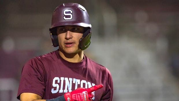 sinton alice ryan galvan texas baseball00012